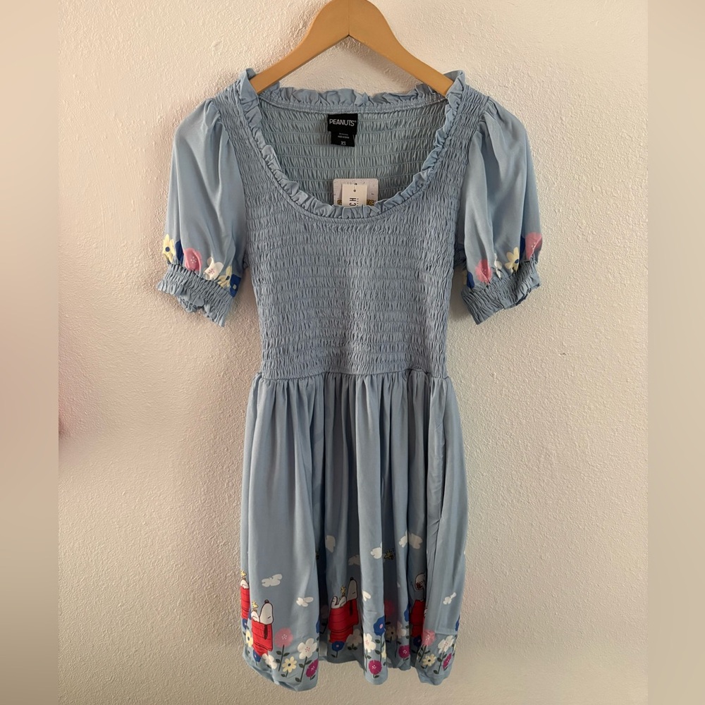 Peanuts Snoopy Floral Smock Dress - BoxLunch Exclusive, NWT, Size XS